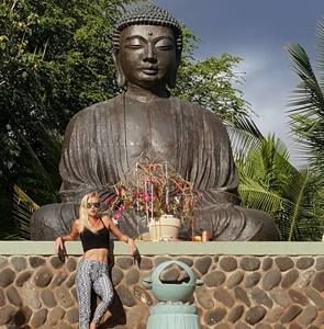 Meet your Posher, Allison